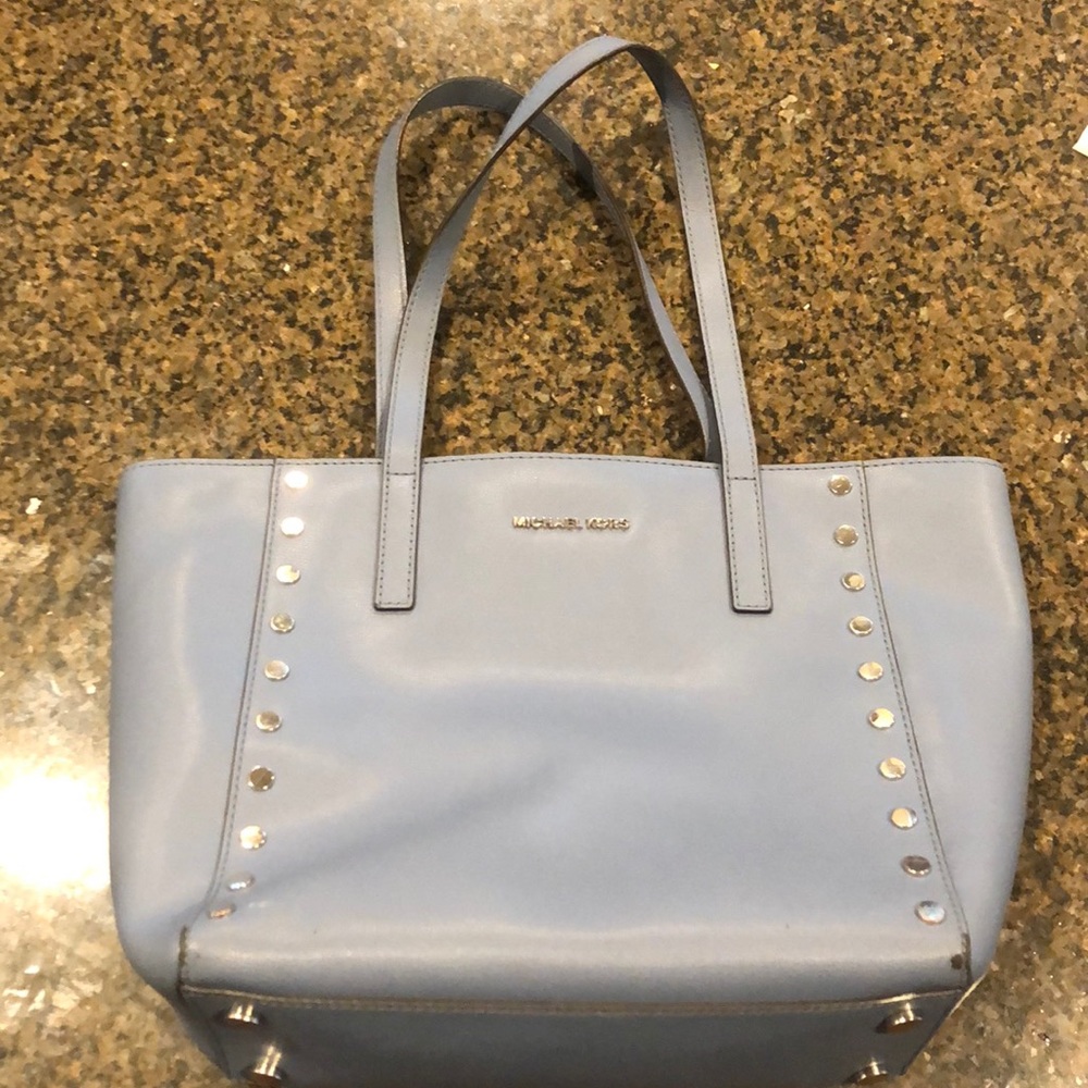 Micheal Kors purse